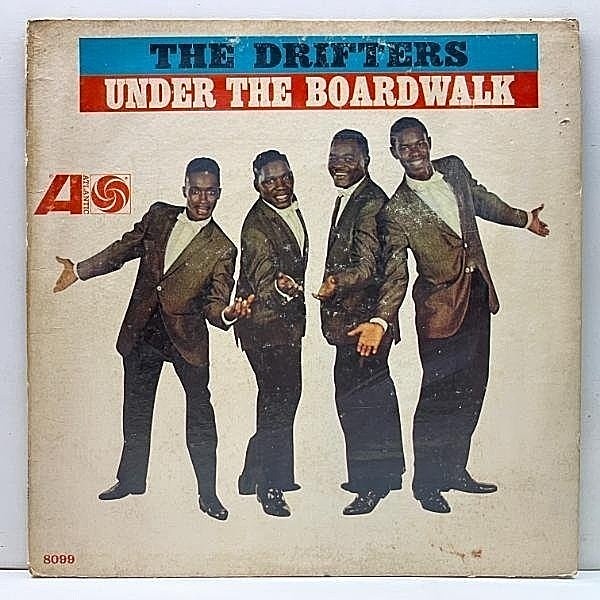 レコードメイン画像：USオリジナル MONO 黒ファン 白背景ジャケ THE DRIFTERS Under The Boardwalk ('64 Atlantic 8099) ザ・ドリフターズ 渚のボードウォーク