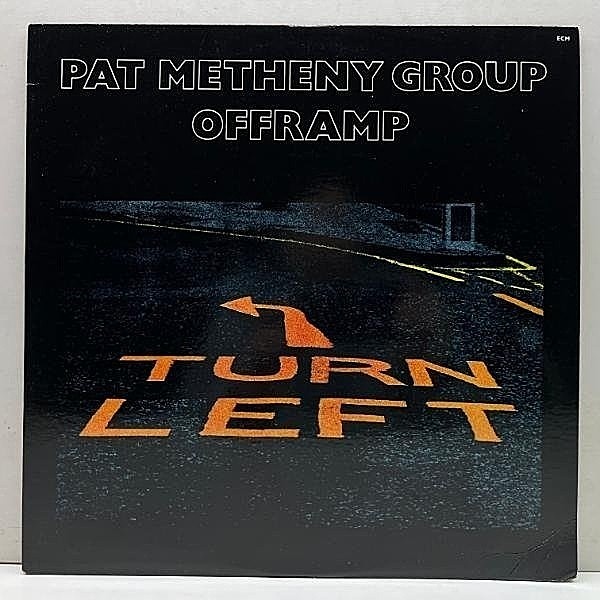 レコードメイン画像：Cut無し!美盤! Small-logo 銀バー USオリジナル PAT METHENY Offramp ('82 ECM) Lyle Mays パット・メセニー・グループ 愛のカフェオーレ